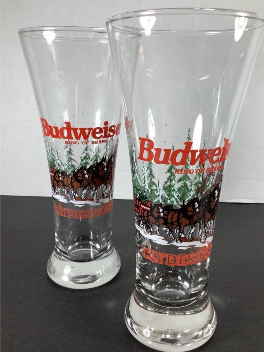 Vintage Set of 2 1992 Budweiser Clydsdales Winter Scene Pilsner Glasses